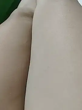 Bunny_2k  live sex cam