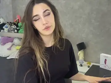 CupSizeGirl  live sex cam