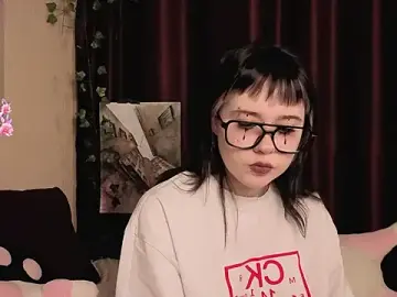 IrisSoCute  live sex cam