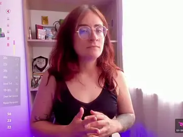 Linda_giggle  live sex cam