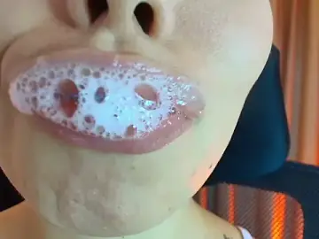 Lisbet21x  live sex cam