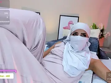 Naomiii__  live sex cam