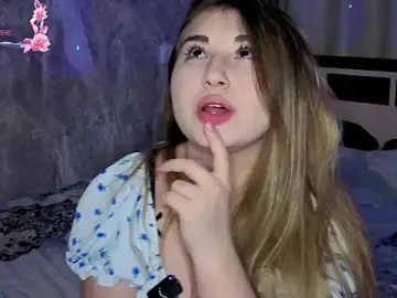 Softiekitty  live sex cam