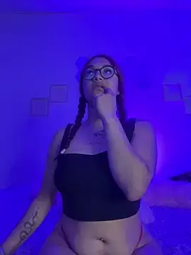 Aariel11  live sex cam