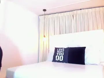 Coco_Kiss  live sex cam