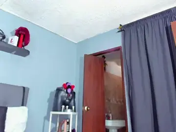 Coco_Kiss  live sex cam