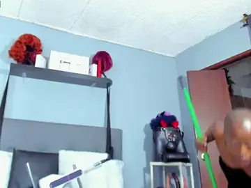 Coco_Kiss  live sex cam