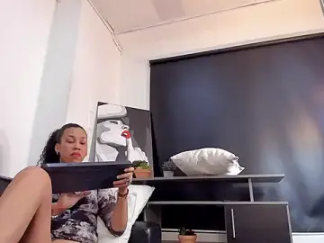 Desire_mature  live sex cam