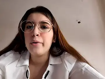 KeniaStockburger  live sex cam
