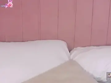 MoollyLove  live sex cam