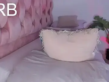 Secret_chells  live sex cam