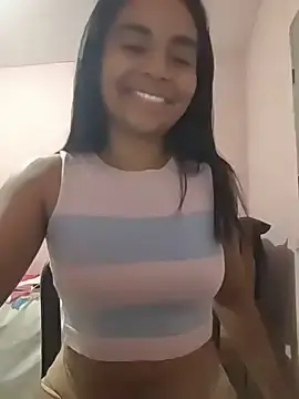 Snow965  live sex cam
