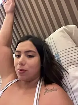 THAIA-  live sex cam
