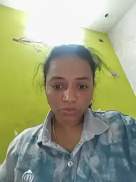 TamilPonnuJeevitha  live sex cam
