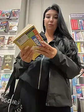 Tisha_Busty  live sex cam