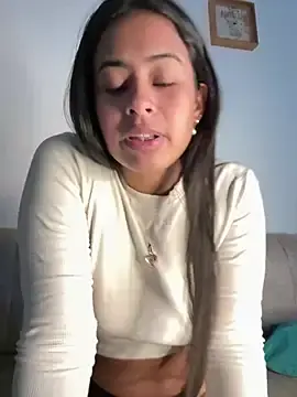 Lucirganaxxx  live sex cam