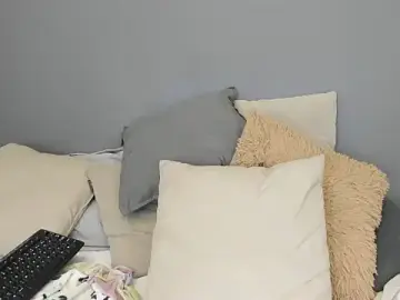 Milu_dh  live sex cam