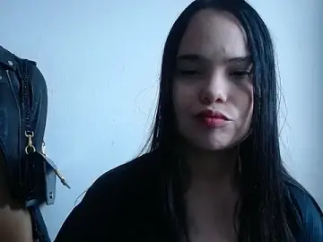Nicolle_jenifer  live sex cam