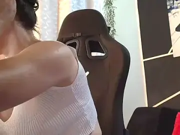 LUCYMILF_SEXY  live sex cam