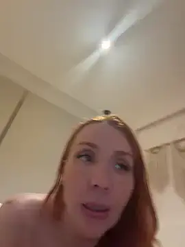 MarlaRed  live sex cam