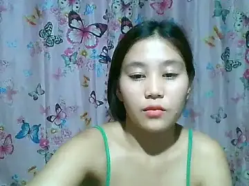 SexyAsianPussy4u  live sex cam