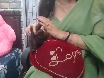 Sexy_iknoor  live sex cam