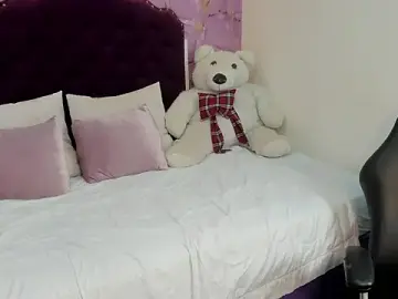 Linda_palacios  live sex cam