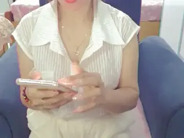 Ruby_8x  live sex cam