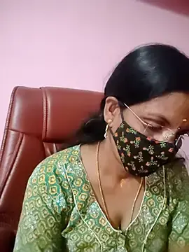 Tamil_peenqueen  live sex cam