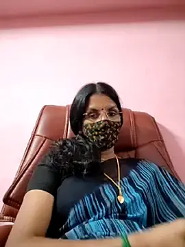 Tamil_peenqueen  live sex cam