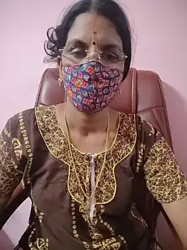 Tamil_peenqueen  live sex cam