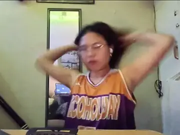 ChiaMogensen  live sex cam
