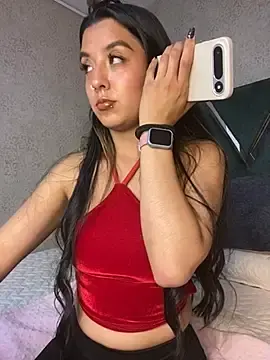 Megan_pink18  live sex cam