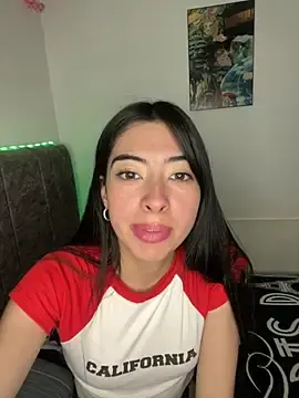 Junorise23  live sex cam