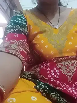 Priyanka8877  live sex cam