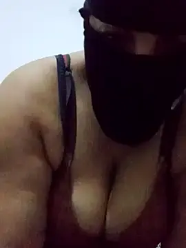 Soltana69lona  live sex cam