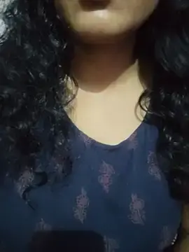 Spicysuhana  live sex cam