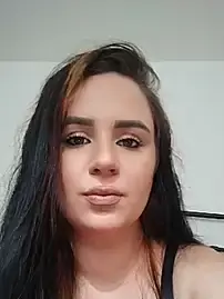 AdelinaJude  live sex cam