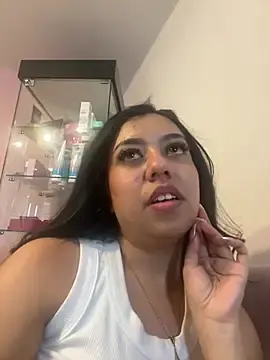 Lea_velle  live sex cam
