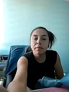 Mamii_Dolcee  live sex cam