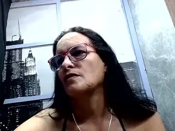 Nastylatinaxxx  live sex cam