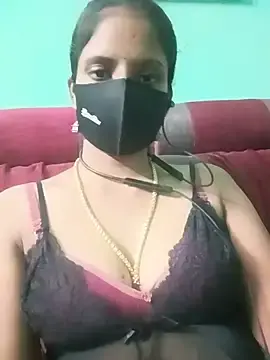 Tamil-chithura  live sex cam