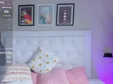 Emma__smith1  live sex cam