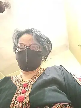 Hi-bhabhi  live sex cam