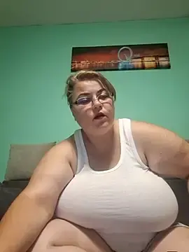 Nikoleadina  live sex cam