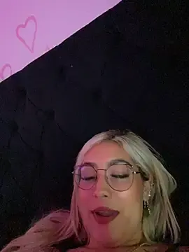 Rubiaaqueen  live sex cam
