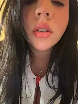 Vellaah  live sex cam