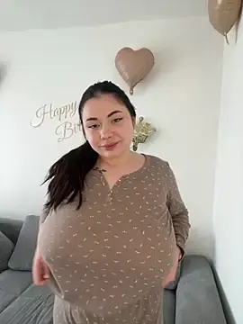 Bella_Sky2  live sex cam