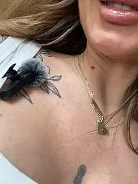 Etwas_neugierig  live sex cam