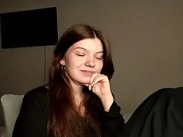 Helgawithyou  live sex cam